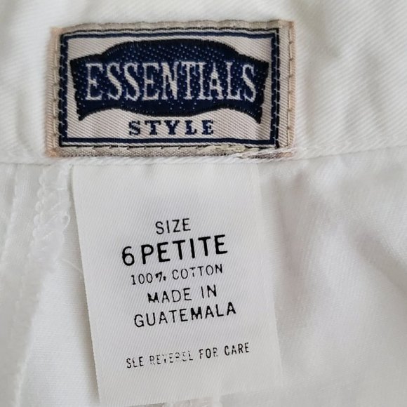 Essentials Style Vintage Shorts | Pre-Loved | 6P | White - Picture 8 of 9